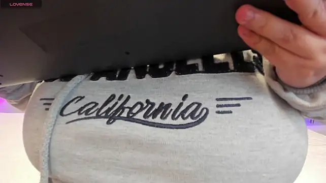 adenile5 webcam