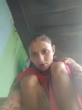 Juli_rathore live cam on StripChat