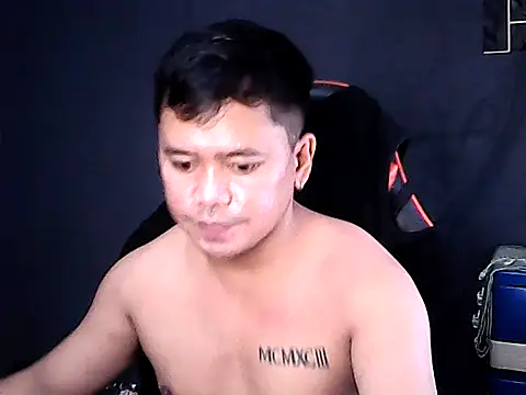 sweet_sexyasian69 (M young) - Help me to Cum in public or Private