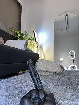 Isa__Blanc webcam