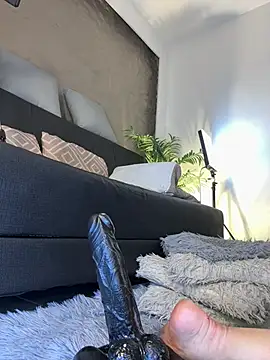 Isa__Blanc webcam