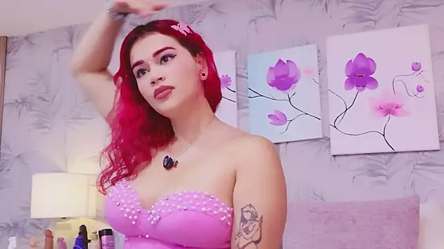 CherryTayloor live cam on StripChat