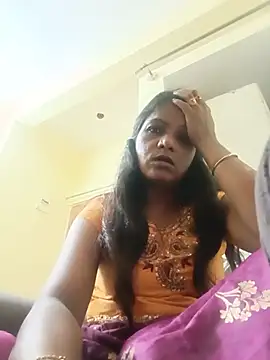 ashwini805057 live cam on StripChat
