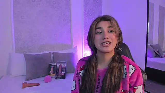 cristin_collins webcam