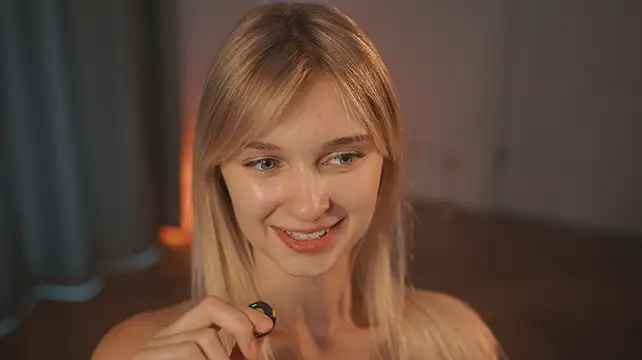 hereandnows_ live sex cam