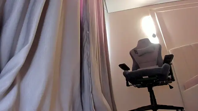 Wizardkis live cam on StripChat