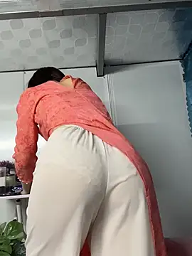 Nana-19 live cam on StripChat
