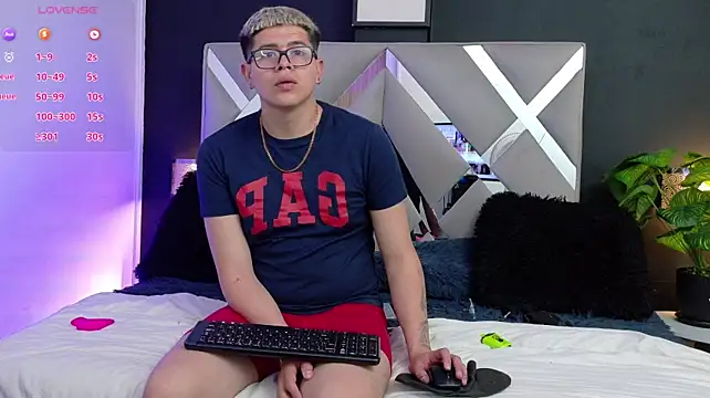 evie_demn (Ask my age) - spank ass X 10