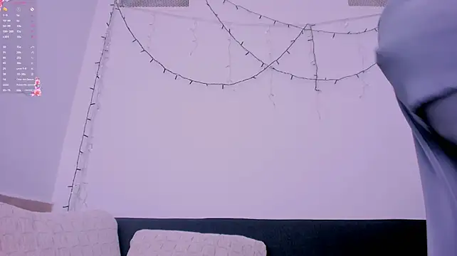 zaif_thal (F young) - Would you like to see my boobs? 🔥