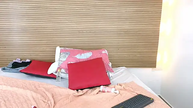 Naomi_Monroe_