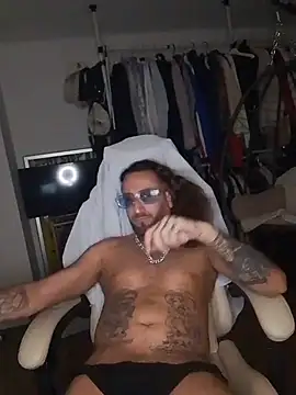 SugarThug live sex cam