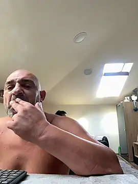 Ingerasul833 live sex cam