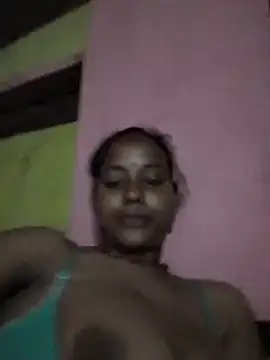 Hot_khusi753