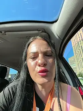 velvetluna92 (F young) - Flash tits🔥🔥