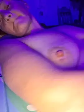 bam420bam (Ask my age) - CUMSHOT FACIAL
