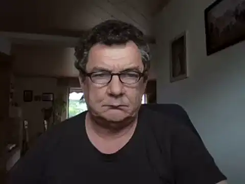 Nobbie444 live sex cam