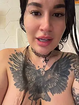 TattooGirlAlia webcam
