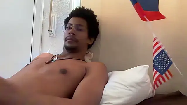 HoleBreeder live sex cam