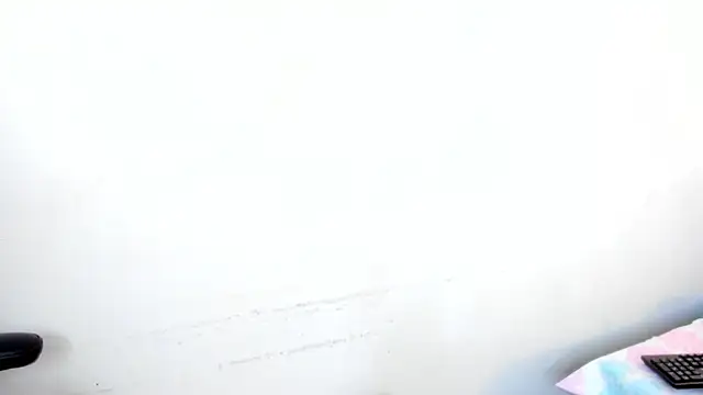 LindaCooper1 webcam