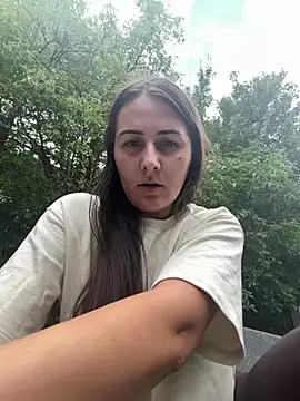 BrunetteNymph