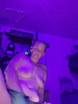 bam420bam (Ask my age) - CUMSHOT FACIAL