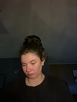 lovelyylola20