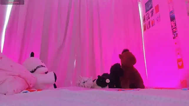 Eva_Harper webcam