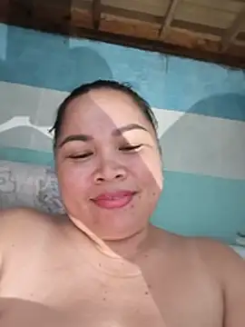 Sweetlorie_83