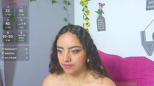emiily_curly webcam