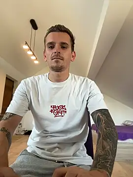 Huge_cock22cm avatar
