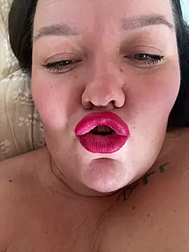 SunnyLeila2101 webcam