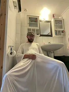 mrmoi1234 (Ask my age) - Bathtub show in white dress 💦😁