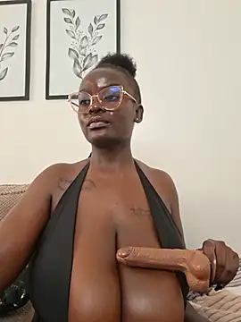 bustytemptress1