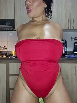 karla-bruni live cam on StripChat