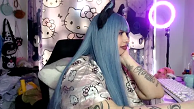 webcam striptease Lussyevans24