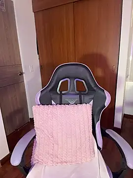 ArianaReynoldss