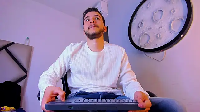 mike_257 webcam