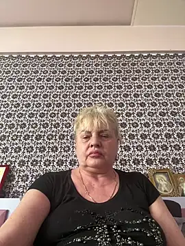 AnastasiaGrey777 live cam on StripChat