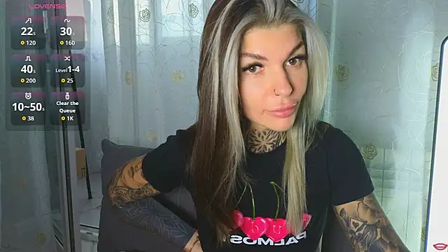 tattooedBabyy webcam