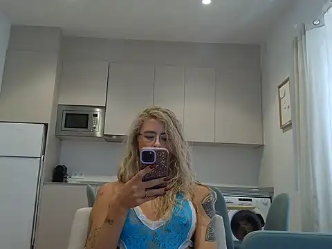 july_fucha webcam