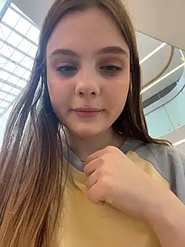 free video chatting Lunabelle 