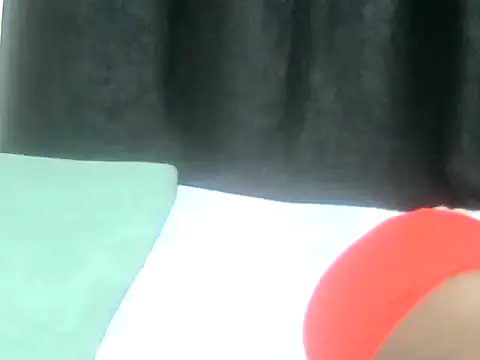 CurvyYolanda