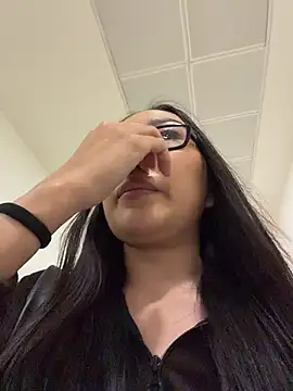 trytomakememoam webcam