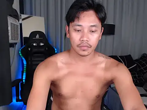 alexsuckable01