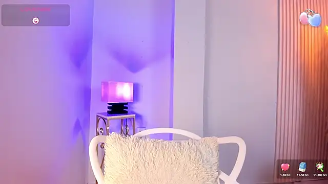 alana_rossetti live cam on StripChat