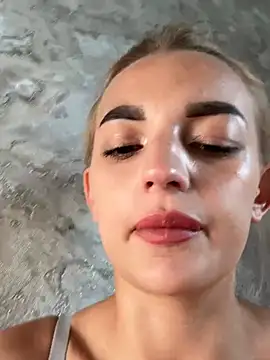 SashaPri webcam