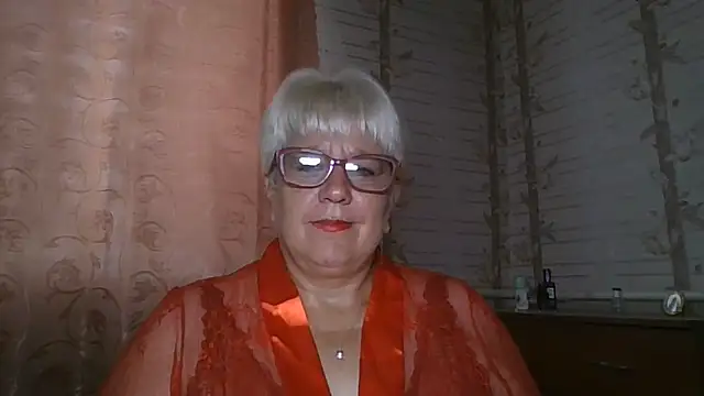 LizaRain777 live cam on StripChat