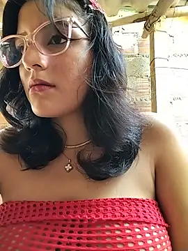 sienna_elara webcam
