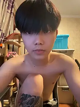 nn-love (M twink) - 大厅全裸调情🥴