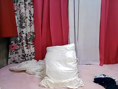 ur_hot_jenelle webcam